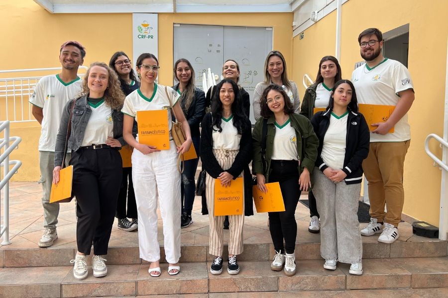 uma-experiencia-alem-da-sala-de-aula-crf-pr-junior-da-ufpr-visita-a-sede-do-crf-pr